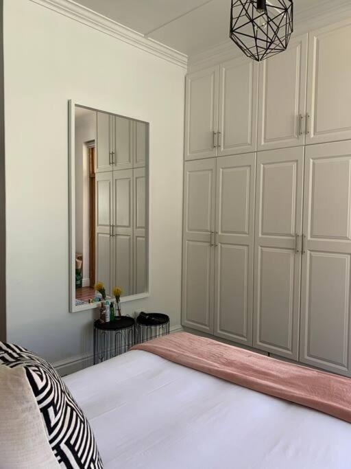 1-Bedroom Sea Point Gem - Perfect Location! Kapstadt Exterior foto